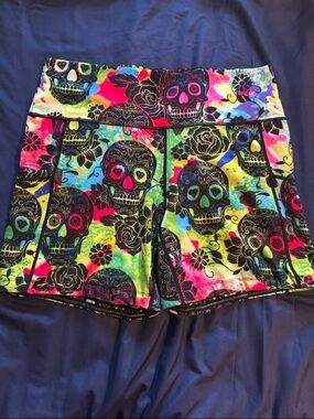 Constantly Varied Gear Sugar Skull Bike Shorts XL 5in inseam